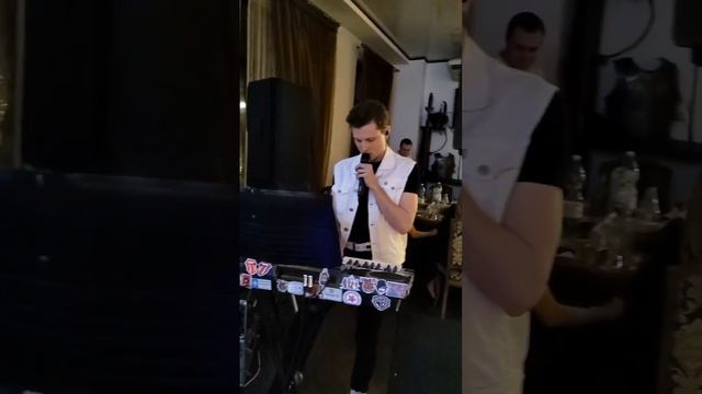Clip By Avenu 400