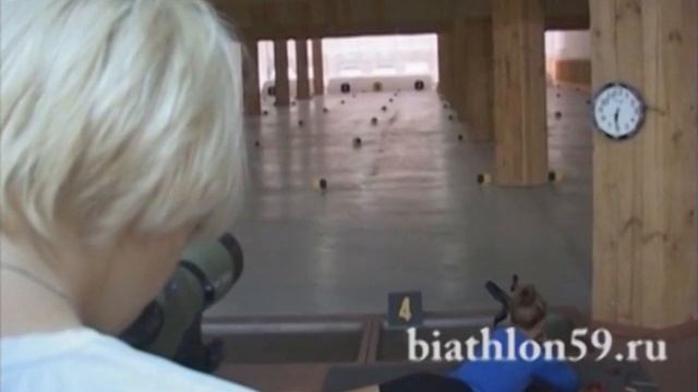 Юрьева Екатерина передает свою винтовку смотреть онлайн