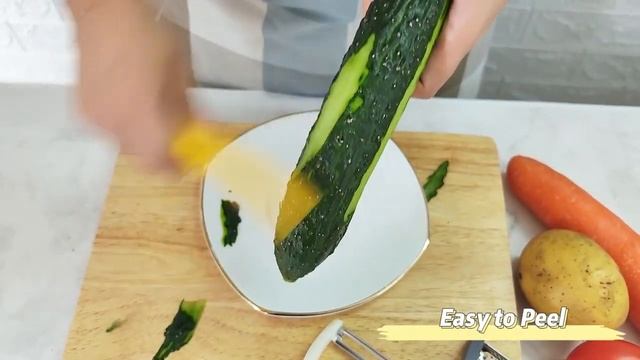 3 IN 1 #kitchengadgets #peeler Works well with apples, carrots, potatoes and other vegetables. 💯 смотреть онлайн