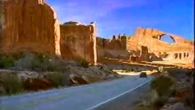 Dodge Stratus Sedan Commercial (1995) смотреть онлайн