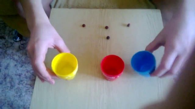 секрет фокуса со стаканчиками смотреть онлайн