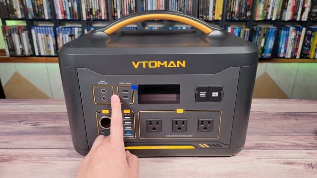This Made My Life A Lot Easier! | VTOMAN Jump 1000 Power Station Review смотреть онлайн