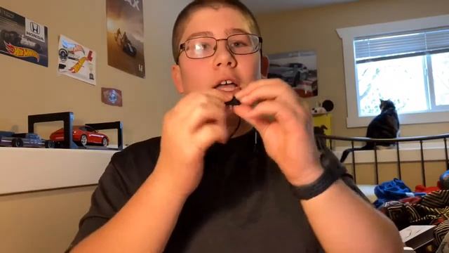 Beats x - cheaper and better then AirPods? смотреть онлайн