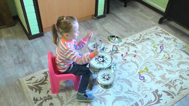 Музыкальный челлендж для детей. Какой музыкальный инструмент разбудит Маму смотреть онлайн