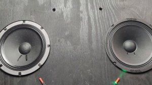 Epic Showdown: DS 18 8PRO300MB vs. Faital Pro 8FE200 - Sound Test and Comparison Battle