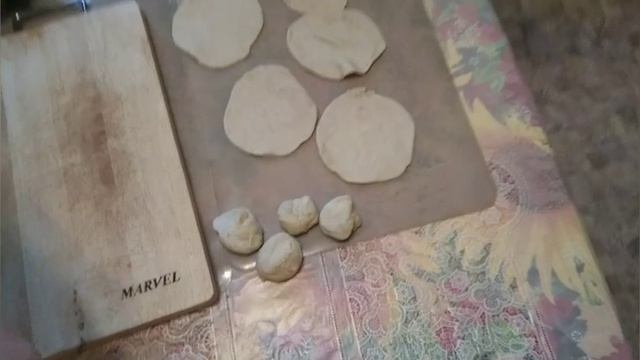 Вараки самса Узбекская! 
Узбек миллий таьомлари-    дан вараки сомса! жуда маззали туйлар боп!