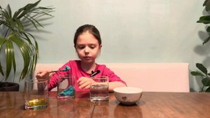 Опыт с водой. Что будет с сахаром, песком и маслом?