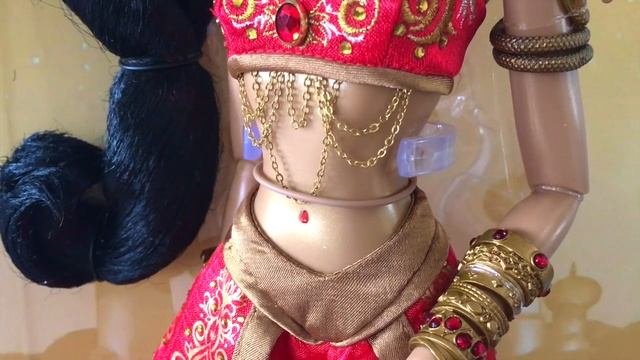 D23 Limited Edition Red Slave Jasmine Doll Review - Aladdin - Disney Store смотреть онлайн