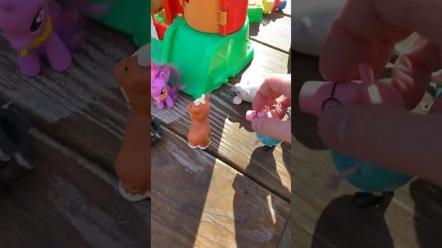 Chaos Day at Sweet Apple Acres смотреть онлайн