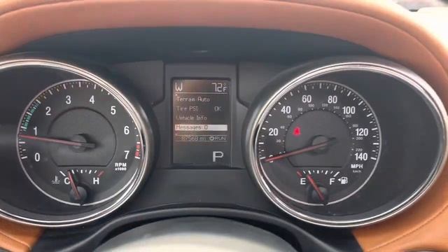 2012 Jeep Grand Cherokee Overland смотреть онлайн