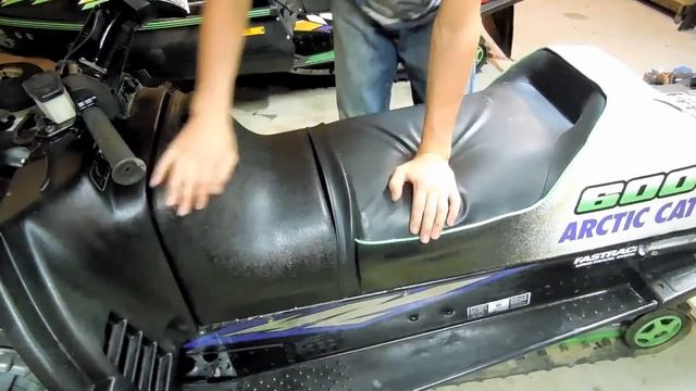 Powder Extreme rebuild #6:sway bar, seat install, and walk-around! смотреть онлайн