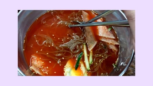 SM Museum in Coex Mall and more FRIED CHICKEN YAS - Day 4 (Vlog) смотреть онлайн