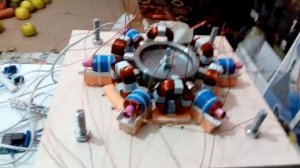 Объясняю разницу между МАГНИТНЫМ ДВИГАТЕЛЕМ | Vs | МОТОР-ГЕНЕРАТОРОМ.