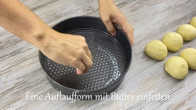 1000 Stück werden pro Tag in einer bekannten Konditorei verkauft. Sehr fluffige und leckere Brötche смотреть онлайн