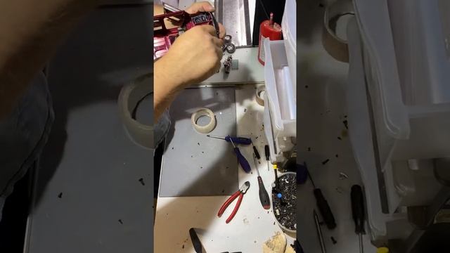 Hummer H2 Pick-Up 1:18 Maisto смотреть онлайн