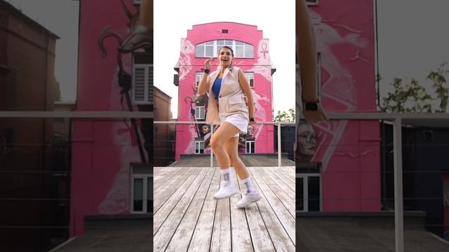 Преподаватель по shuffle / cutting shapes в шаффл.рф Москва. Научись танцевать шаффл.