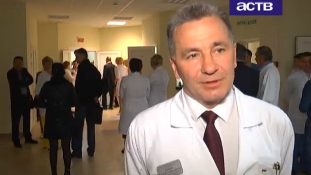 В онкодиспансере презентовали первый на ДВ сверхточный магнитный томограф