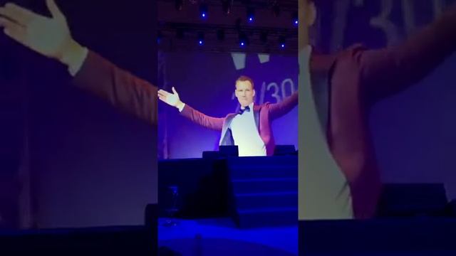 Tesla Plase смотреть онлайн