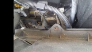 How to Change an Air Filter in a Mk2 SEAT Toledo - Paper to Cotton