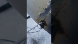 Отвечаю на вопросы: сварка потолка трубы, замок без пор, равномерный валик шва по окружности трубы