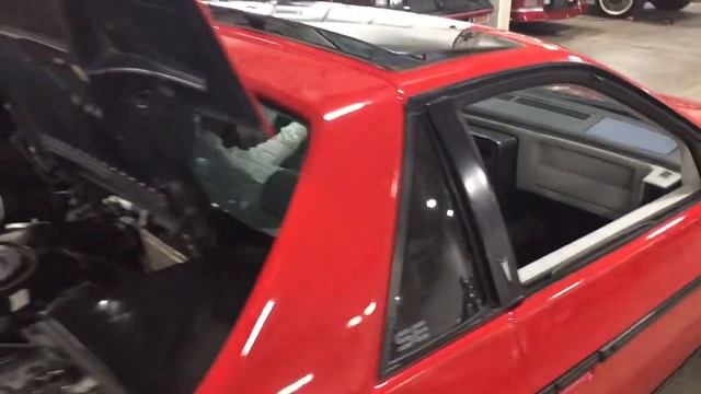 1984 Pontiac Fiero смотреть онлайн