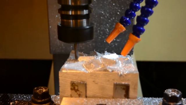 Малогабаритный фрезерный станок с ЧПУ JMD-45 ST CNC  JET