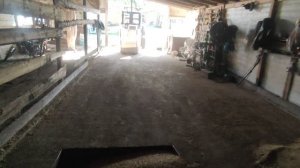 Загрузка зерна в биг бэги минипогрузчиком