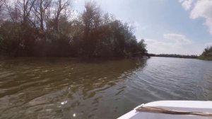 Астрахань, ловим судака с полянами лотоса!