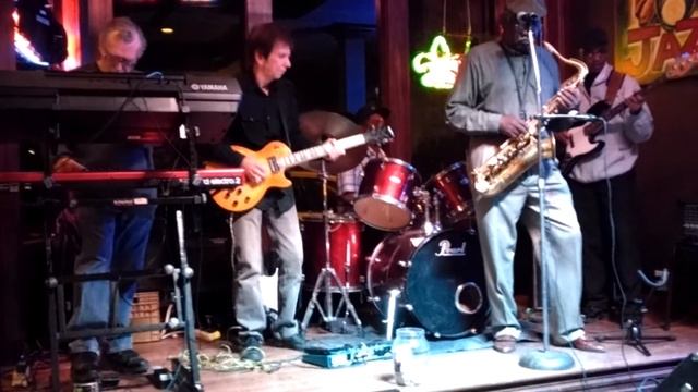 Ray Schulte- Cadillac assembly line смотреть онлайн