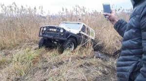 Уаз на белках в грязи на бездорожье #4х4 #вгрязи #уазы #бездорожье #вгрязи #уазы