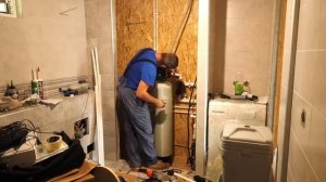 Монтаж фильтра воды на входе из скважины в дом