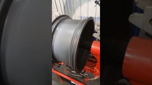 Правка дисков. Раскатка и прикатка.