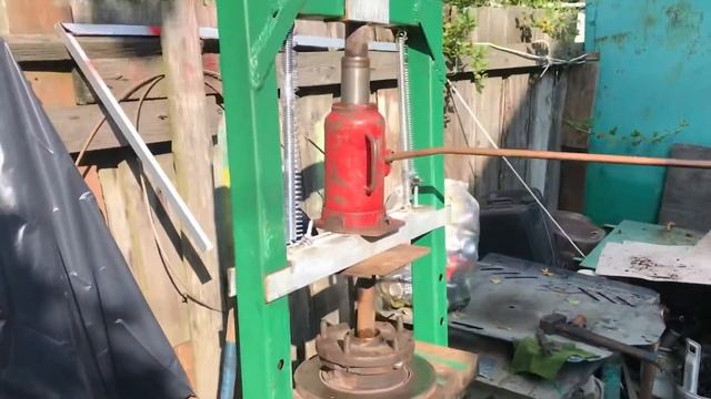 Продолжения замены ступичного подшипника смотреть онлайн