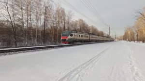 Два электропоезда ЭП2Д между станциями Долгопрудная и Водники (13.01.2024)