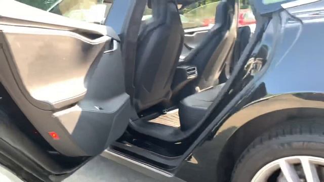 2015 Tesla Model S 85D walk around смотреть онлайн