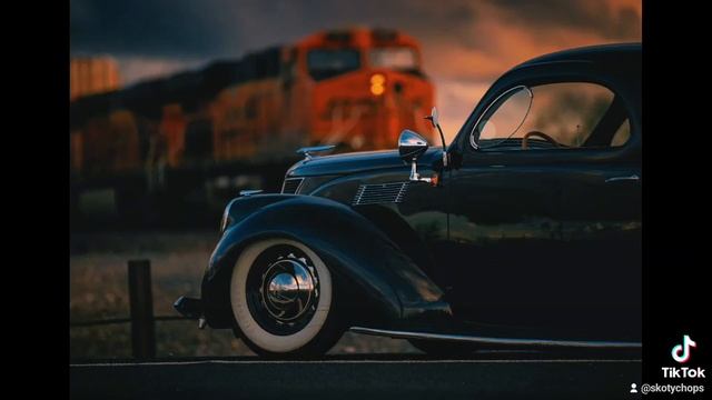 Few shots I took this past weekend #zephyr #lincolnzephyr #skotychops #kustoms #hotrod #choptop смотреть онлайн