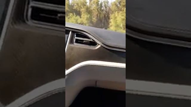 My P 85 Tesla Model S ride смотреть онлайн