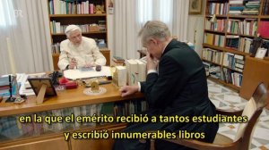 KLEIN BAYERN IM VATICAN: Ein Besuch bei Papst Benedikt XVI. em. (SUBTITULADO EN ESPAÑOL)