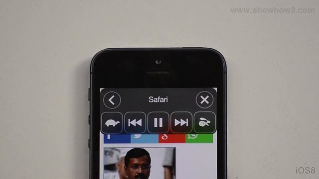 iOS8 (iPhone) - How To Have iOS8 Read Out Text смотреть онлайн