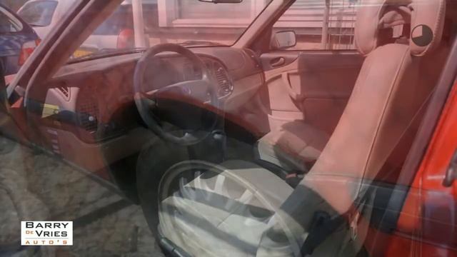 Saab 900 Coupé 2.3 S Opknapper of voor onderdelen. смотреть онлайн