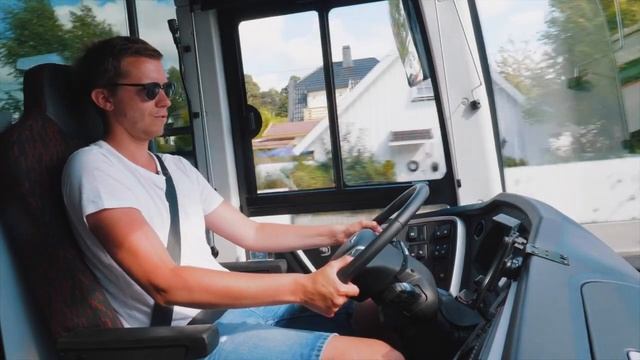 Norways first ELECTRIC TOURBUS - YUTONG ICe12