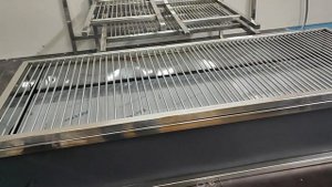 Мангал для барбекю комплекса с изменяемой высотой дна