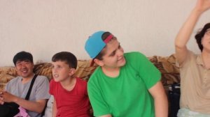 ОБЩЕНИЕ ЧЕЧЕНСКИХ ПОДРОСТКОВ С ТУРИСТАМИ ИЗ ЮЖНОЙ КОРЕИ.