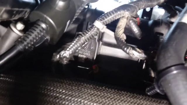 2012-2020 Dodge Caravan and Chrysler Town & Country Oil filter adapter/cooler replacement notes смотреть онлайн