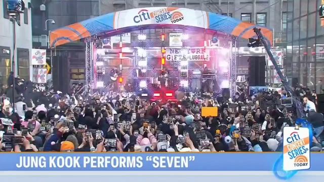 Запись выступления Чонгука с Seven на TODAY Citi Concert Series (720p)