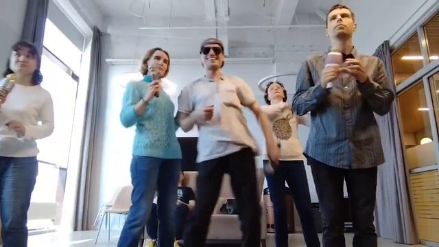 Romario, и Участники клуба - караоке "Роман" - "Москва - Владивосток" смотреть онлайн