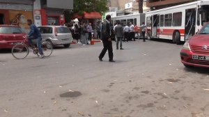 Arab GANGSTER on Citroen WAVED BAT and left Арабский БАНДИТ на ситроене ПОМАХАЛ БИТОЙ и уехал