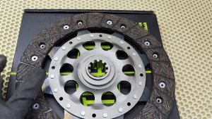 Диск сцепления ведомый ГАЗ 31105 Евро 3 Крайслер 2 4 EDZ Trialli FD 305