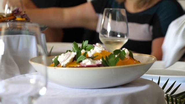 Kirkton Park Hunter Valley, Tesla media lunch смотреть онлайн