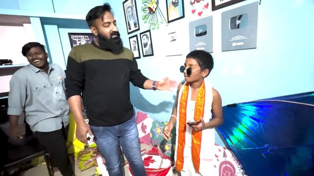 Sankranti Ki Ma Office Lo Pooja | Pareshan Boys1